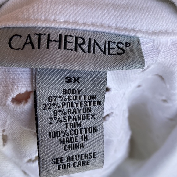 Catherine’s Women’s 3X Denim Jacket White EUC Pockets Eyelet Accent Cotton Blend - Picture 10 of 10